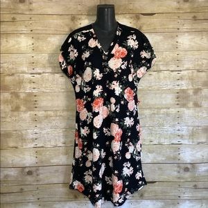 Women’s no boundaries floral dress NWT size Large